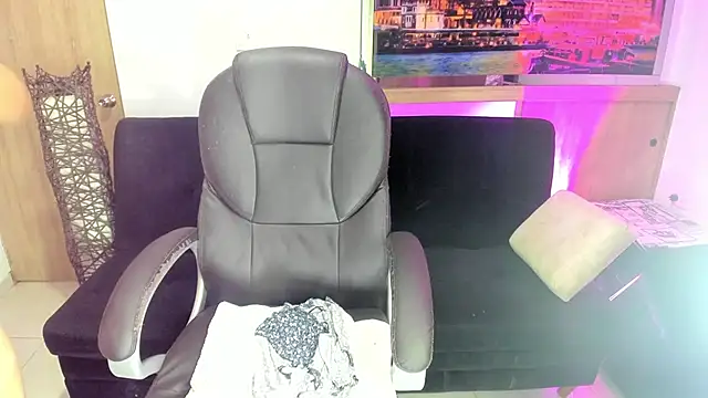 Snapshot of jessicarabbit_1 chatting on October 19, 2025, 10:01 pm jessicarabbit 1 online show from October 19, 2025, 10:01 pm