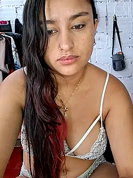 Snapshot of sariitha_sw chatting on June 9, 2026, 7:48 pm sariitha sw online show from June 9, 2026, 7:48 pm