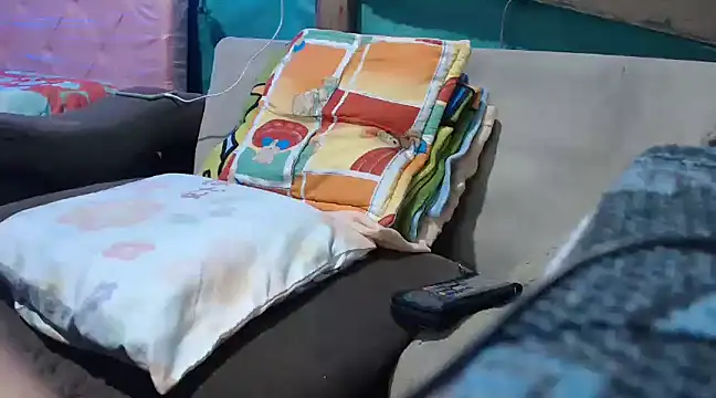 Snapshot of mom_son_dirty chatting on March 15, 2025, 12:15 am mom son dirty online show from March 15, 2025, 12:15 am