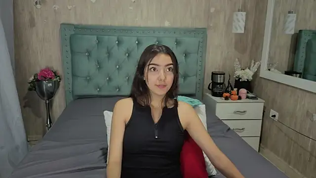 Marcelaa fox online show from May 21, 2026, 8:39 pm