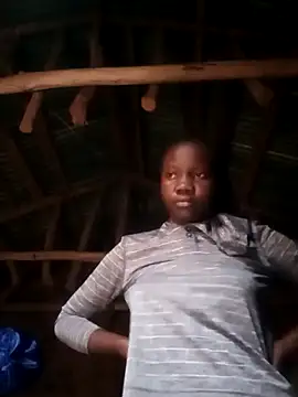 Black juicy24 online show from November 9, 2025, 4:38 am