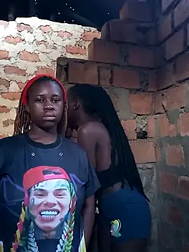 Snapshot of Black_juicy24 chatting on September 24, 2025, 4:30 am Black juicy24 online show from September 24, 2025, 4:30 am