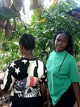 Black juicy24 online show from February 11, 2025, 1:41 pm