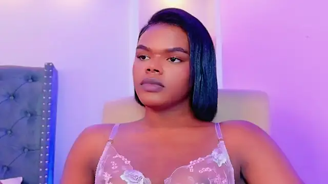 CamiEstrada online show from September 19, 2025, 3:32 am