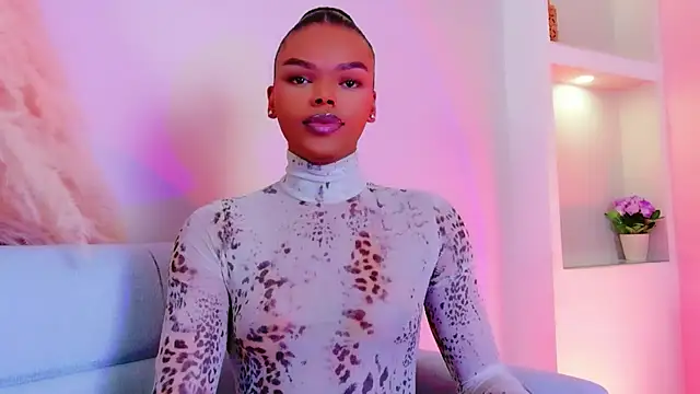 CamiEstrada online show from February 12, 2026, 9:03 pm