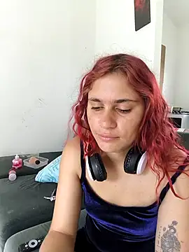 Snapshot of Scarlett-Leh chatting on January 18, 2026, 5:05 pm Scarlett-Leh online show from January 18, 2026, 5:05 pm