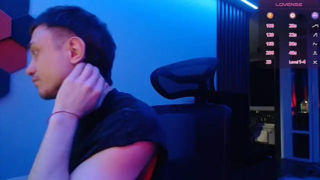 Snapshot of alex_nash chatting on November 1, 2025, 6:02 pm alex nash online show from November 1, 2025, 6:02 pm