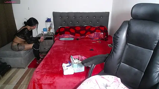 girl naugthy online show from October 14, 2025, 2:34 am