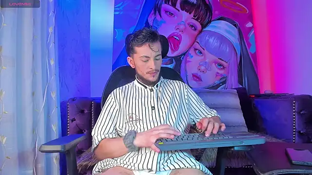  hairybeard  online show from December 20, 2025, 9:17 pm