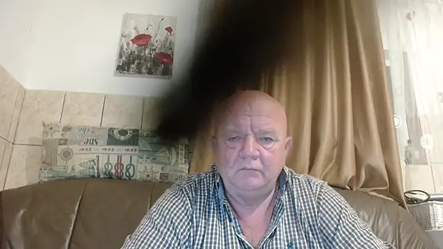 fullballs6 online show from October 7, 2025, 2:23 am