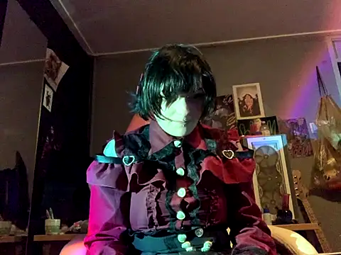 space g1rl online show from November 5, 2025, 7:50 pm