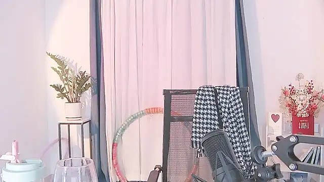 Snapshot of Amity-ox chatting on March 9, 2025, 12:20 pm Amity-ox online show from March 9, 2025, 12:20 pm