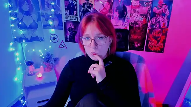 Snapshot of Rudy_02 chatting on October 21, 2025, 12:15 pm Rudy 02 online show from October 21, 2025, 12:15 pm