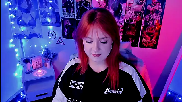 Snapshot of Rudy_02 chatting on October 25, 2025, 7:58 pm Rudy 02 online show from October 25, 2025, 7:58 pm