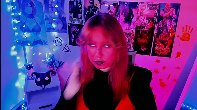 Snapshot of Rudy_02 chatting on October 27, 2025, 8:10 pm Rudy 02 online show from October 27, 2025, 8:10 pm