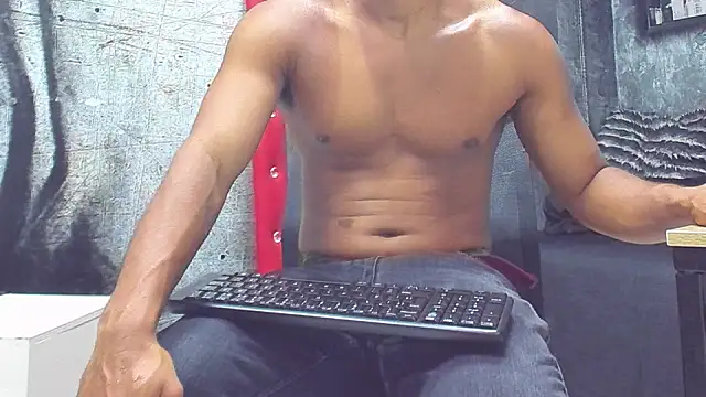 Derek Lustfordx online show from February 26, 2025, 11:11 am
