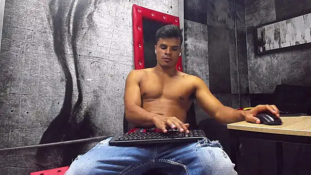 Derek Lustfordx online show from February 22, 2025, 11:13 am