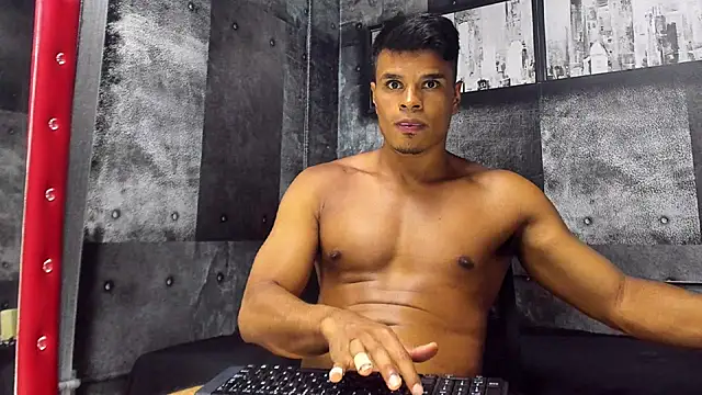 Derek Lustfordx online show from March 13, 2025, 5:28 pm