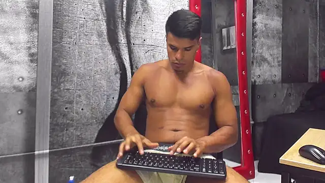 Derek Lustfordx online show from March 17, 2025, 11:21 am