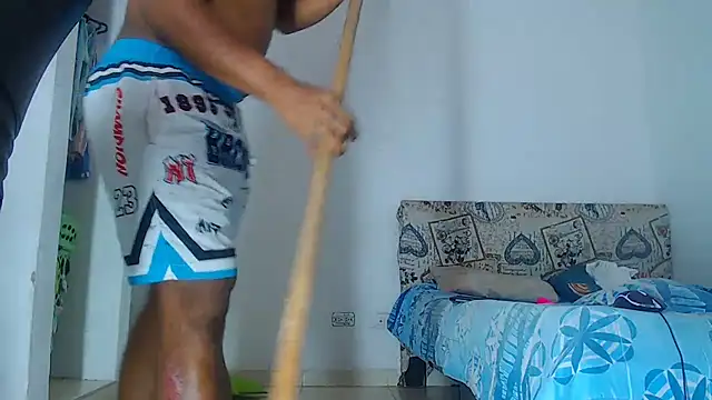 Snapshot of liam_igor chatting on October 12, 2025, 3:46 pm liam igor online show from October 12, 2025, 3:46 pm