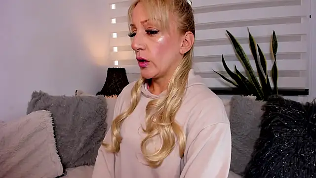 Sammykatt online show from December 2, 2025, 4:19 pm