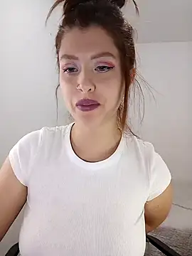 Snapshot of nix_white chatting on January 23, 2025, 8:45 pm nix white online show from January 23, 2025, 8:45 pm