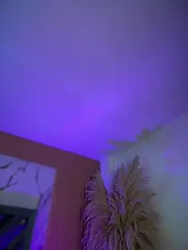 LylaLee111 online show from March 3, 2026, 1:18 pm