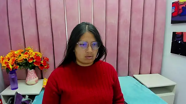 Snapshot of Miaa_Smiith_ chatting on October 2, 2025, 3:10 am Miaa Smiith  online show from October 2, 2025, 3:10 am