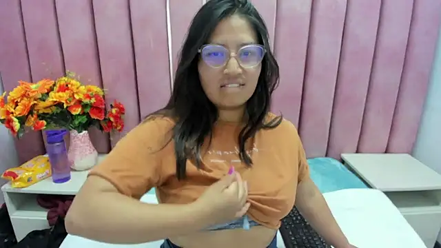 Snapshot of Miaa_Smiith_ chatting on September 27, 2025, 3:12 am Miaa Smiith  online show from September 27, 2025, 3:12 am