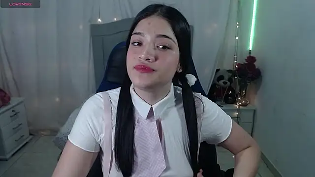 Alison girl20 online show from February 7, 2025, 8:31 pm