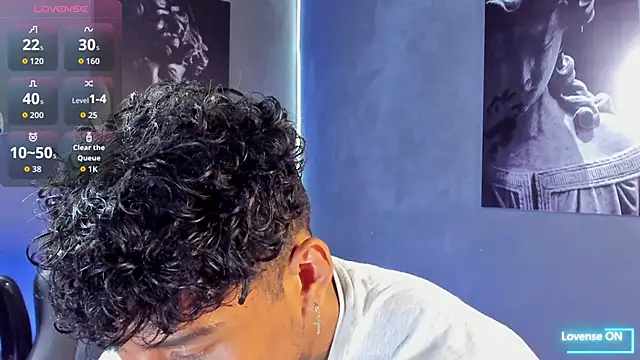 Snapshot of bradley_smith chatting on October 8, 2025, 3:41 am bradley smith online show from October 8, 2025, 3:41 am