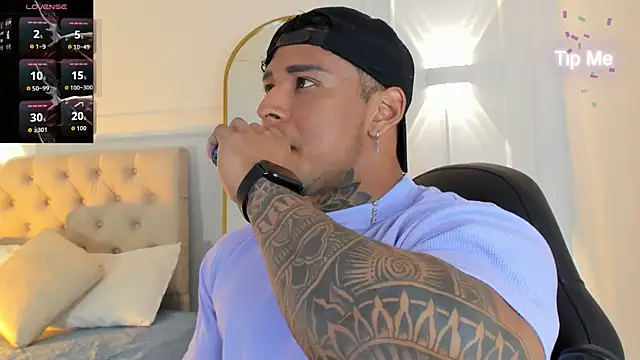 Snapshot of bradley_smith chatting on September 22, 2025, 3:01 am bradley smith online show from September 22, 2025, 3:01 am