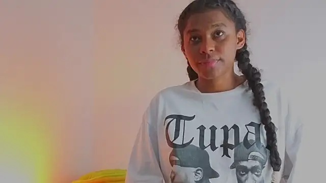 ChannelCox1 online show from December 17, 2025, 7:57 am