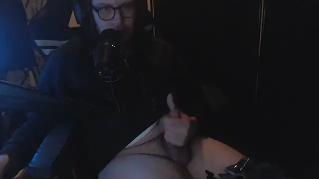 Snapshot of chicostick413 chatting on December 23, 2025, 2:00 am chicostick413 online show from December 23, 2025, 2:00 am