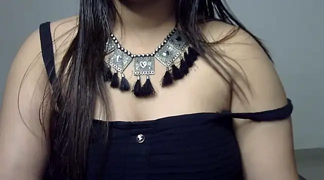 Sexypatel7 online show from February 5, 2025, 2:16 pm