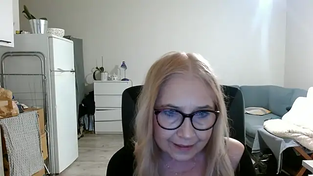Snapshot of sofia_xkiss chatting on February 26, 2025, 2:49 pm sofia xkiss online show from February 26, 2025, 2:49 pm