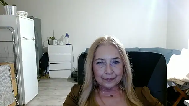 Snapshot of sofia_xkiss chatting on February 27, 2025, 5:58 pm sofia xkiss online show from February 27, 2025, 5:58 pm