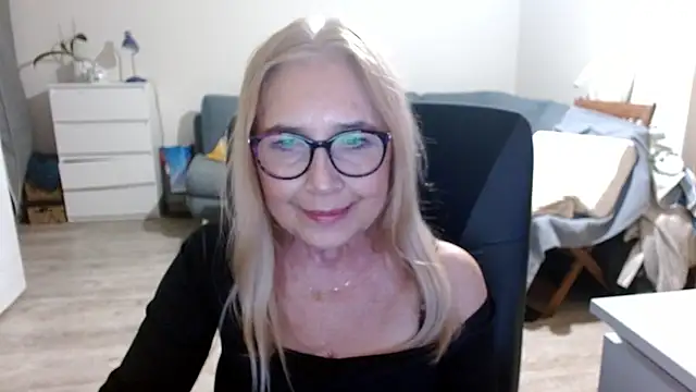 Snapshot of sofia_xkiss chatting on February 9, 2025, 6:26 pm sofia xkiss online show from February 9, 2025, 6:26 pm