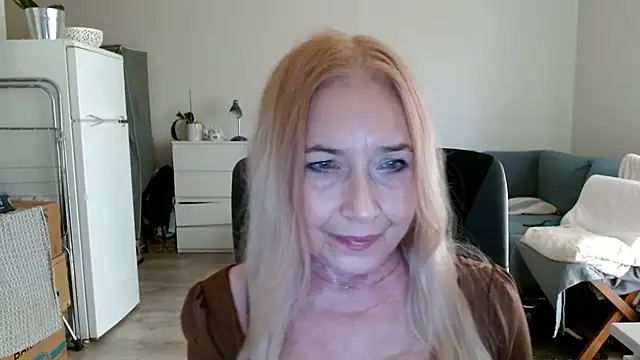 Snapshot of sofia_xkiss chatting on February 27, 2025, 2:43 pm sofia xkiss online show from February 27, 2025, 2:43 pm