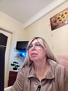 Snapshot of SusieNoreen chatting on October 4, 2025, 12:56 am SusieNoreen online show from October 4, 2025, 12:56 am