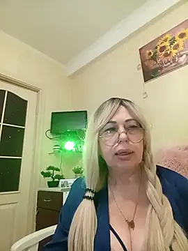 Snapshot of SusieNoreen chatting on October 12, 2025, 12:12 am SusieNoreen online show from October 12, 2025, 12:12 am