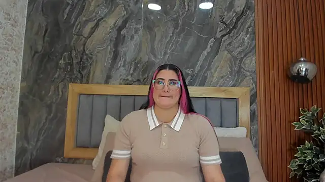 BellaPeers  online show from February 12, 2025, 11:40 am