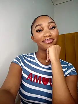 Snapshot of Shria107 chatting on September 20, 2025, 12:15 am Shria107 online show from September 20, 2025, 12:15 am