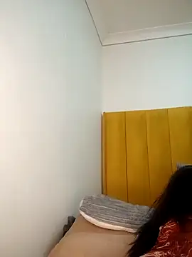 Snapshot of Shria107 chatting on September 24, 2025, 10:59 pm Shria107 online show from September 24, 2025, 10:59 pm