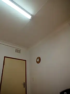 Snapshot of Shria107 chatting on September 27, 2025, 4:46 pm Shria107 online show from September 27, 2025, 4:46 pm