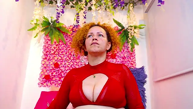 BLONDE SEXYHOT online show from November 15, 2025, 1:09 am