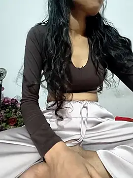 Snapshot of catreena chatting on October 17, 2025, 6:53 pm catreena online show from October 17, 2025, 6:53 pm