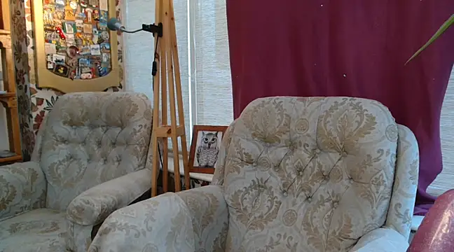 Snapshot of curvyisabella90 chatting on December 14, 2024, 3:15 pm curvyisabella90 online show from December 14, 2024, 3:15 pm