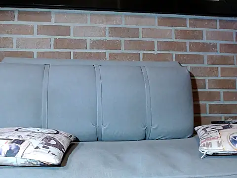 MaximoTorricelli online show from March 6, 2025, 6:16 pm