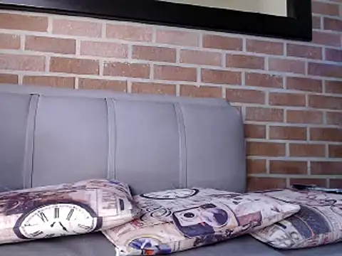 MaximoTorricelli online show from March 3, 2025, 7:39 pm